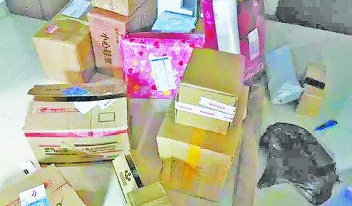 妻子瘋狂網(wǎng)購140萬 丈夫只好賣房還債