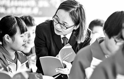 �ĸ��_��40����������������Ƭ��