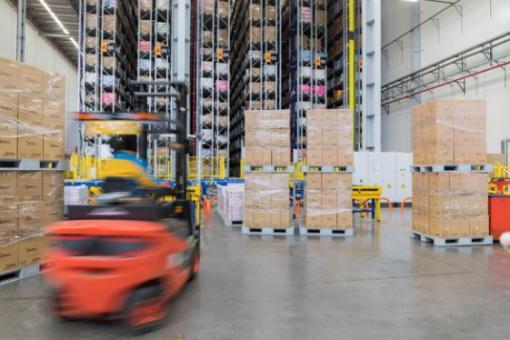 雙十一快遞量或創(chuàng)近十年新高 蘇寧物流運(yùn)力升級沉穩(wěn)迎戰(zhàn)