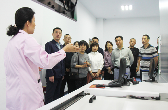 榆林市中心血站一行來我站參觀交流